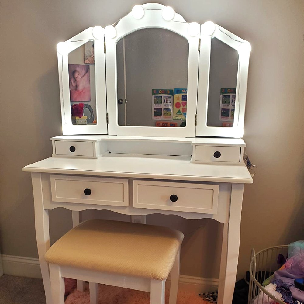 Wooden Vanity: image 2